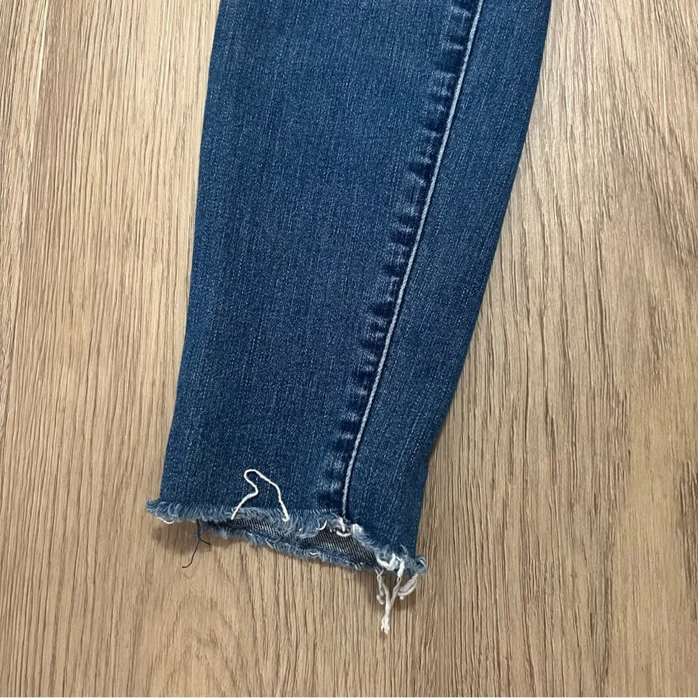 Athleta Sculptek Skinny Jeans Raw Hem Stretch Sculpting Denim Size 4